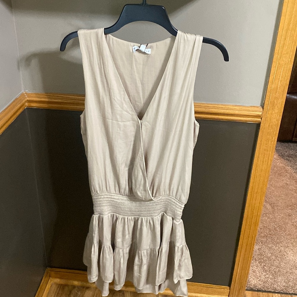 Miou Muse tan drop waist v neck sleeveless dress size Small